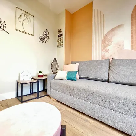 L'odyssee, A 5 Min De La Gare ~ Fibre + Parking Apartment Poitiers