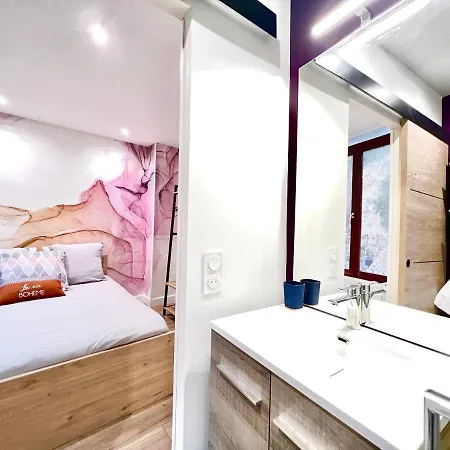 L'odyssee, A 5 Min De La Gare ~ Fibre + Parking Apartment